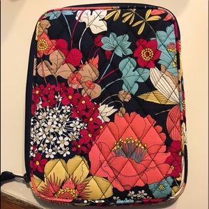 Vera Bradley Mini IPad Case! Used 2-3 times!